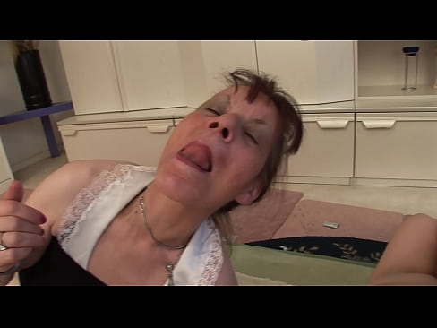 ❤️ Bi amona eta aitona batek hirukotea dute Porno pornoan eu.sitevox.top