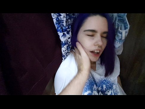 ❤️ Nire ahizpa armairuan aurkitu eta lagundu zion esperma Porno pornoan eu.sitevox.top